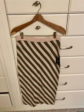 Lulu's beige and Olive Diagonal Stripe Knit Pencil Skirt
